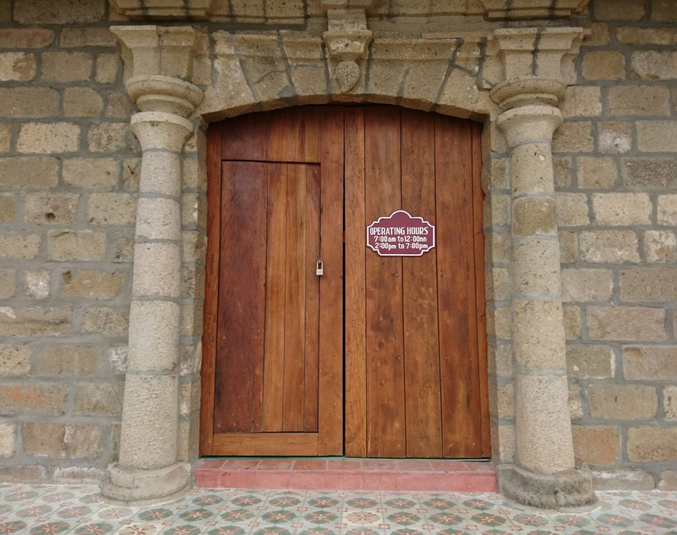 Entry doors installation in Schoolcraft MI enhancing curb appeal